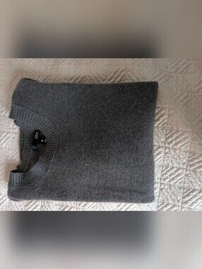 Cashmere Bloomingdale's  Gray Crewneck Sweater Size L